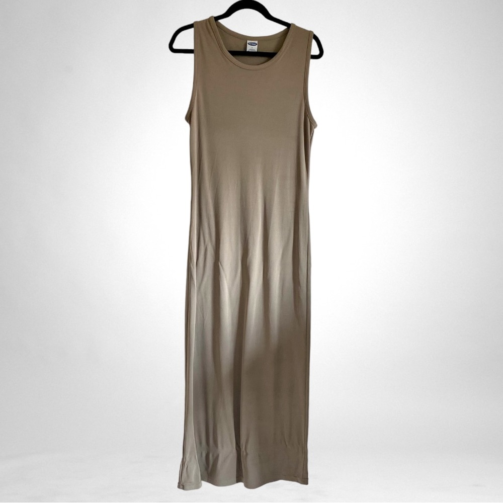 LIGHT OLIVE SLEEVELESS SCOOP NECK MAXI DRESS